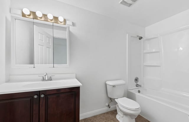 Townhouse in Hoffman Estates Gallery 3