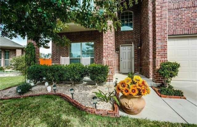 9720 Straightaway Drive Gallery 2