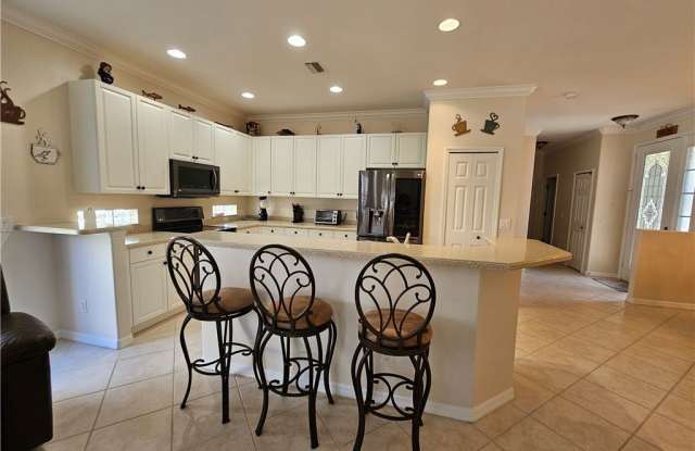 10518 Avila Circle - 10518 Avila Circle, Fort Myers, FL 33913