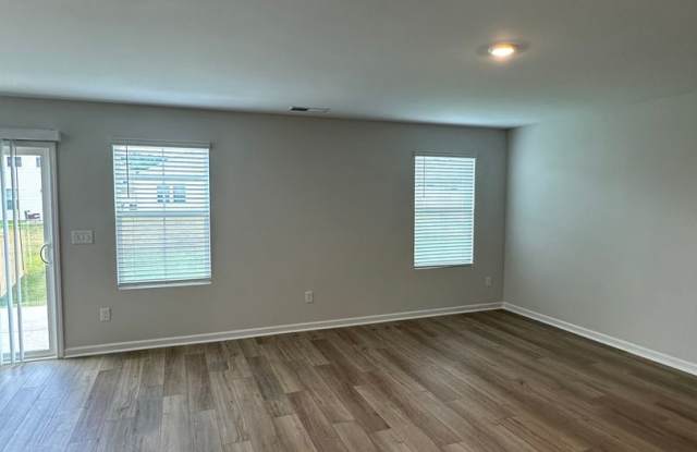 Never lived in home!! New Build Gallery 4