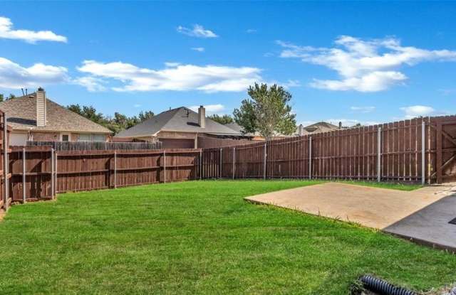 11546 La Grange Drive Gallery 4