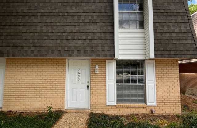 Townhome Located in NE Pensacola photos photos