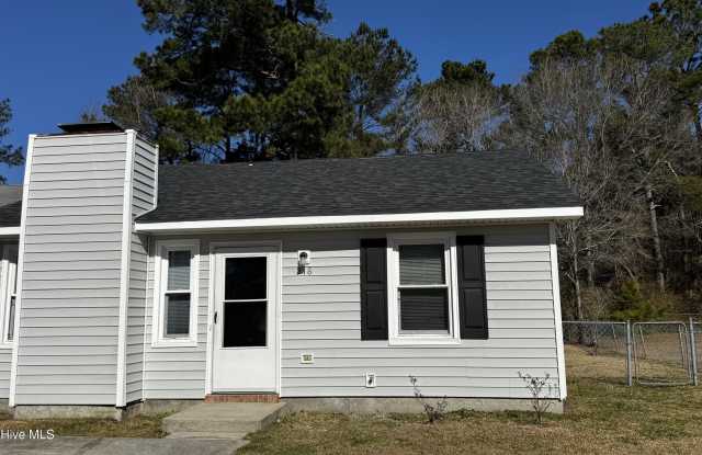 218 Cedar Creek Drive Gallery 1