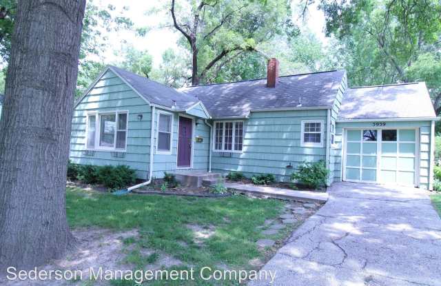 5939 ELMONTE - 5939 El Monte St, Fairway, KS 66205