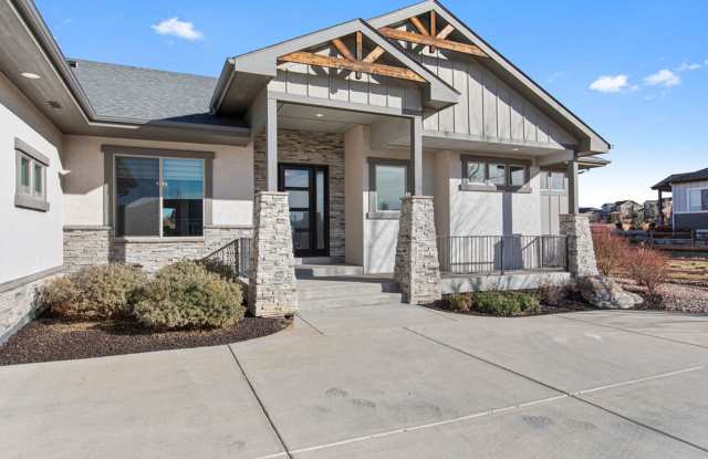 Stunning 6-Bedroom Ranch Home with Finished Basement and Exceptional Features photos photos