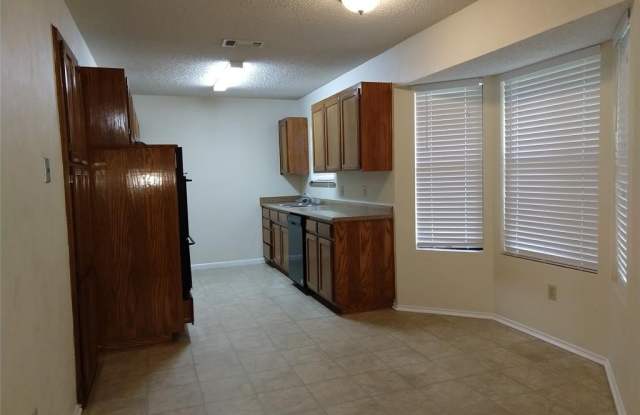 5204 Stagetrail Drive Gallery 4