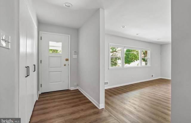1910 STONE RIDGE LANE Gallery 4