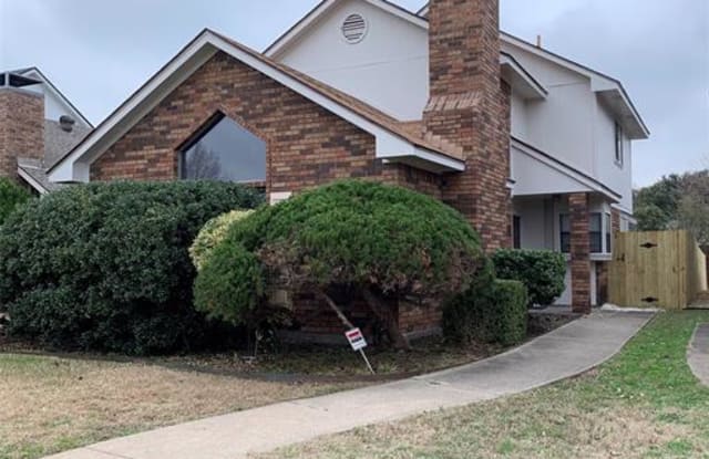 2028 Greenview Drive - 2028 Greenview Drive, Carrollton, TX 75010