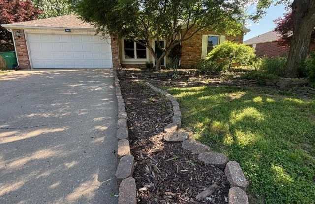809 Tyler  ST photos photos