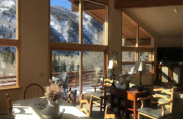 368 E Lupine Drive Gallery 4