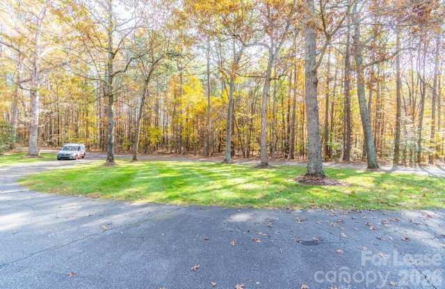 7589 Monbo Road Gallery 4