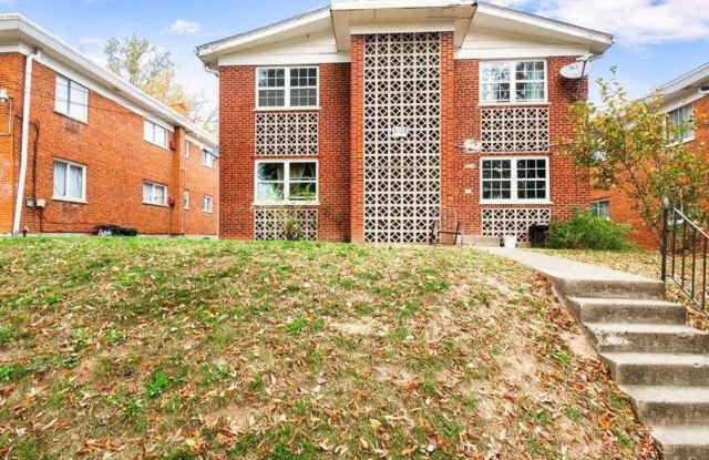 1638 Crest Hill Avenue - 1638 Crest Hill Avenue, Cincinnati, OH 45237