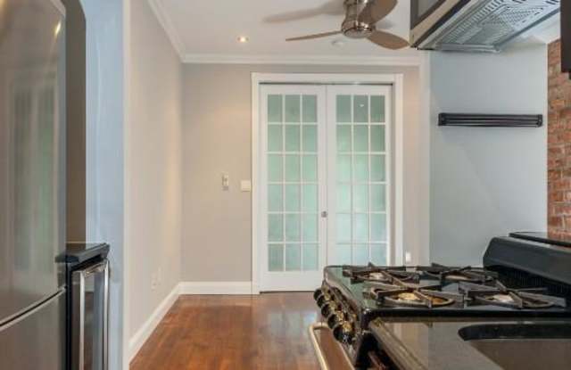 309 E 8TH ST. - 309 East 8th Street, New York City, NY 10009