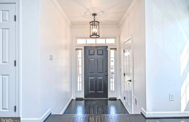12700 DOGWOOD HILLS Lane Gallery 2