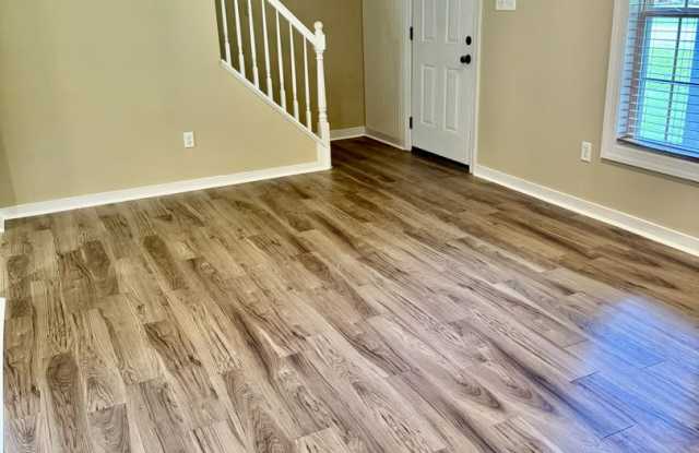 Charming 4-Bedroom, 2-Bathroom Cape Cod located in the highly sought-after Midlothian area of Chesterfield County. Gallery 4