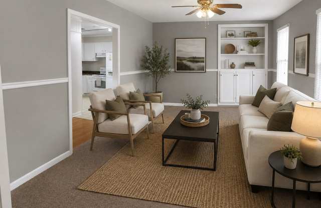 Spacious 3/4 Bedroom, 2 Bathroom Home with Garage and Basement on Holly Street Gallery 1