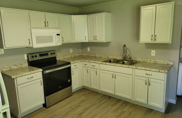 11935 Rutgers Ct Gallery 4
