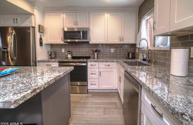 3209 S COLLEGE Avenue photos photos