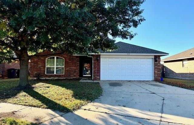 1005 Westridge Drive Gallery 1