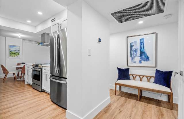 1111 S OCEAN Boulevard Gallery 2