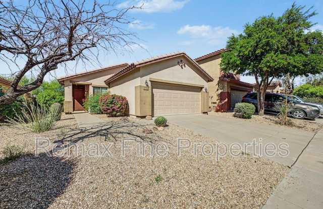 39516 N Hillerman Way Gallery 1