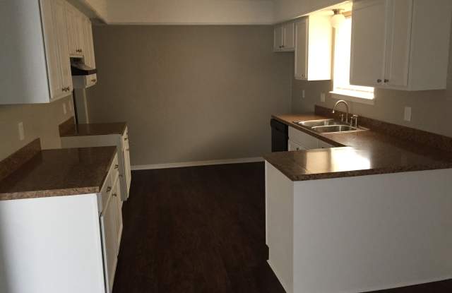 10441 Glascow Dr Gallery 4