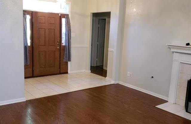 15126 Red Cedar Bluff Lane Gallery 3