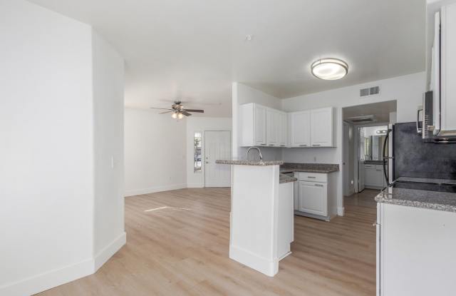 2 Bedroom 2 Bathroom Condo- Downtown Gilbert photos photos