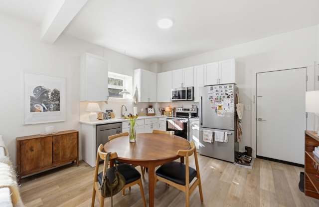 3510-3516 Butler St photos photos