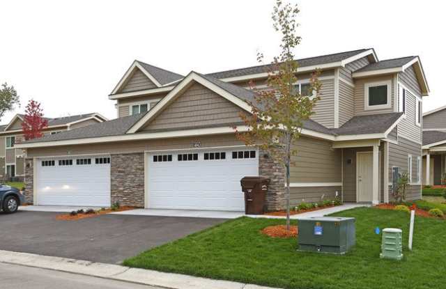 Creeks Run Townhomes Gallery 3