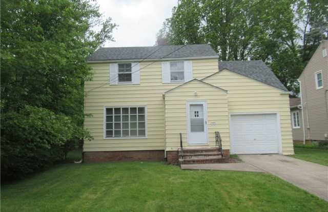 5095 Edenhurst Road photos photos