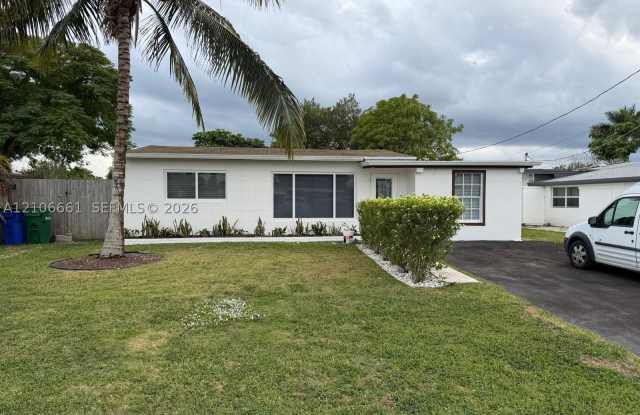 6318 NW 24th Ct Gallery 1