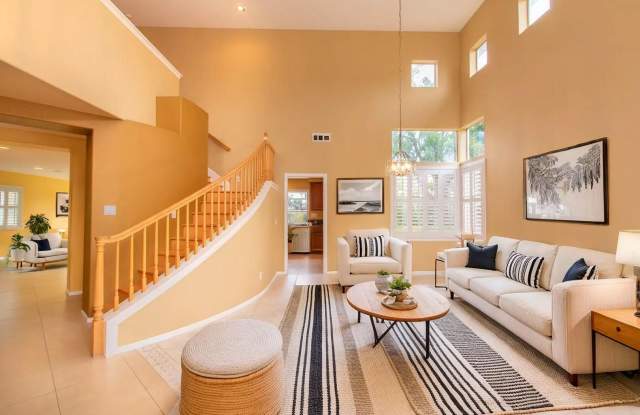 Beautiful + Spacious 4 bedroom/3 bath/3 Car Garage Home in Penasquitos Parkview Estates - 12117 Celome Lane, San Diego, CA 92129