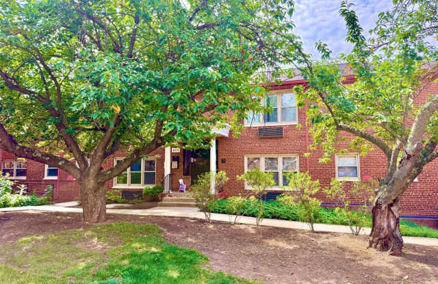 NEW LOWER PRICE! Arlington Gazebo Love, One Bedroom Close to Everything near Ballston photos photos