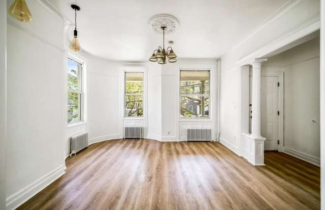 32 CLAREMONT AVE Gallery 4