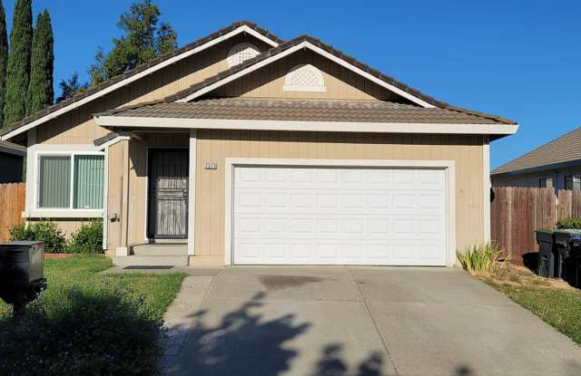 Beautifully Maintained Fairfield Home photos photos