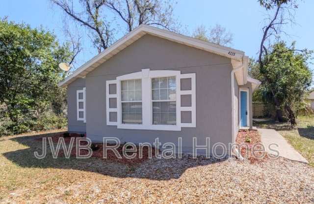 4225 Morrison St photos photos