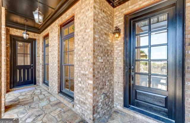 1049 Highland Villag Gallery 4