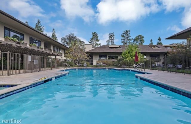 2140 SANTA CRUZ AVE APT A210 A210 - 2140 Santa Cruz Avenue, Menlo Park, CA 94025