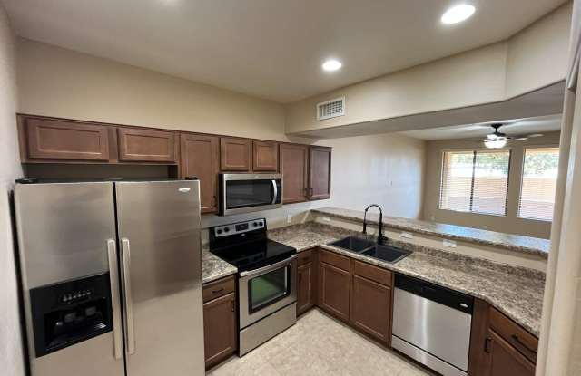 16232 N 30TH Place Gallery 4