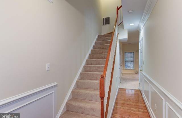 11435 LOG RIDGE DRIVE Gallery 2