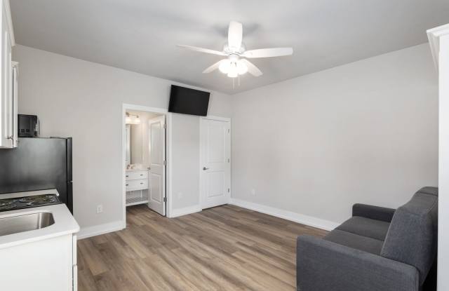 Walking Distance to Campus - Ansley Way STUDIO photos photos