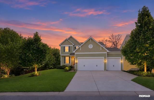 Spacious 5BR House in Plymouth Gallery 3