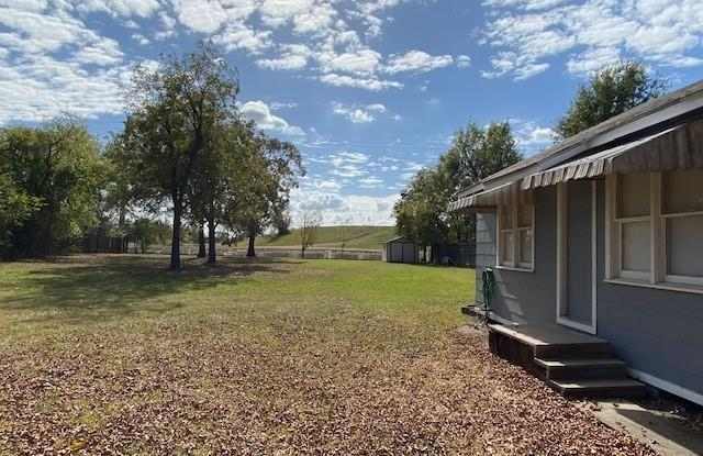 11024 Lane Street - 11024 Lane Street, Jacinto City, TX 77029