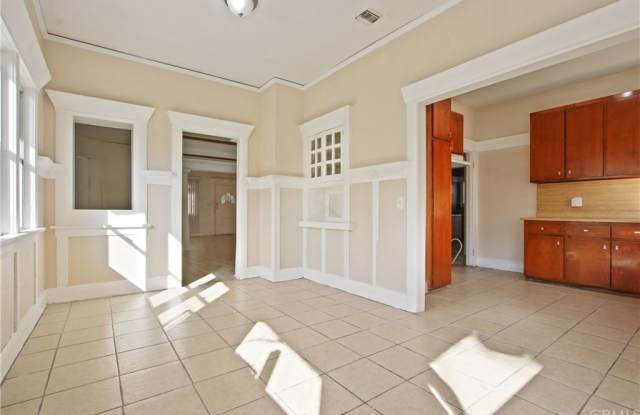 4216 Dalton Avenue Gallery 3