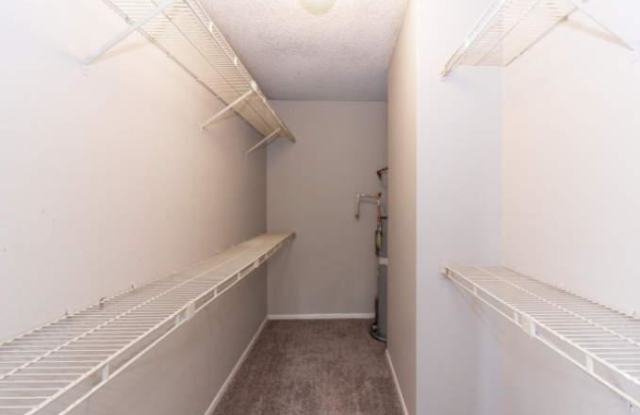 4966 Woodstone Dr Gallery 1