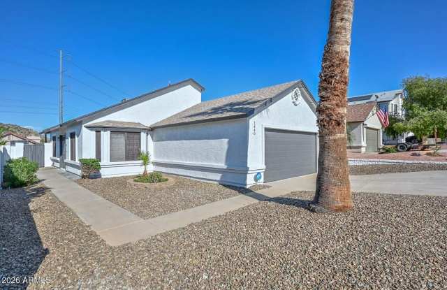 1440 E RENEE Drive Gallery 2
