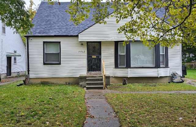 19762 Avon- 3 BEDS & 1 BATH FOR RENT! Gallery 1