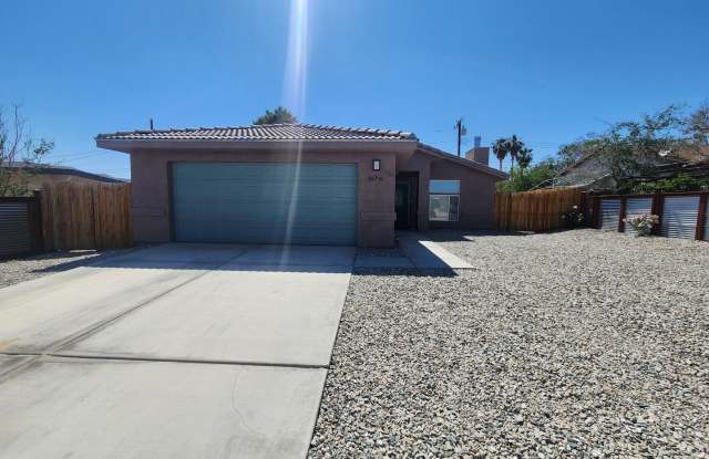 Fully Furnished 3 Bedroom Home w/ Covered Back Patio photos photos