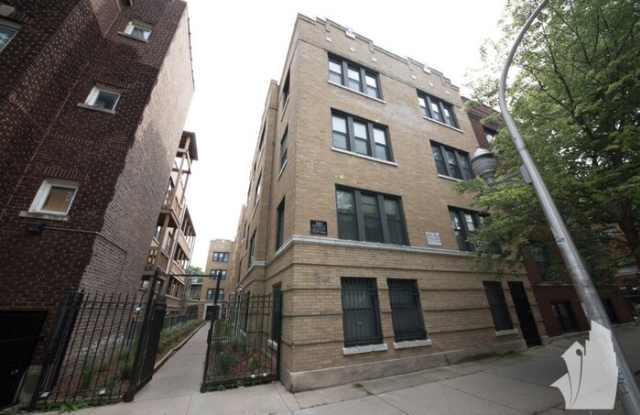 837 West Cornelia Avenue - 837 West Cornelia Avenue, Chicago, IL 60657